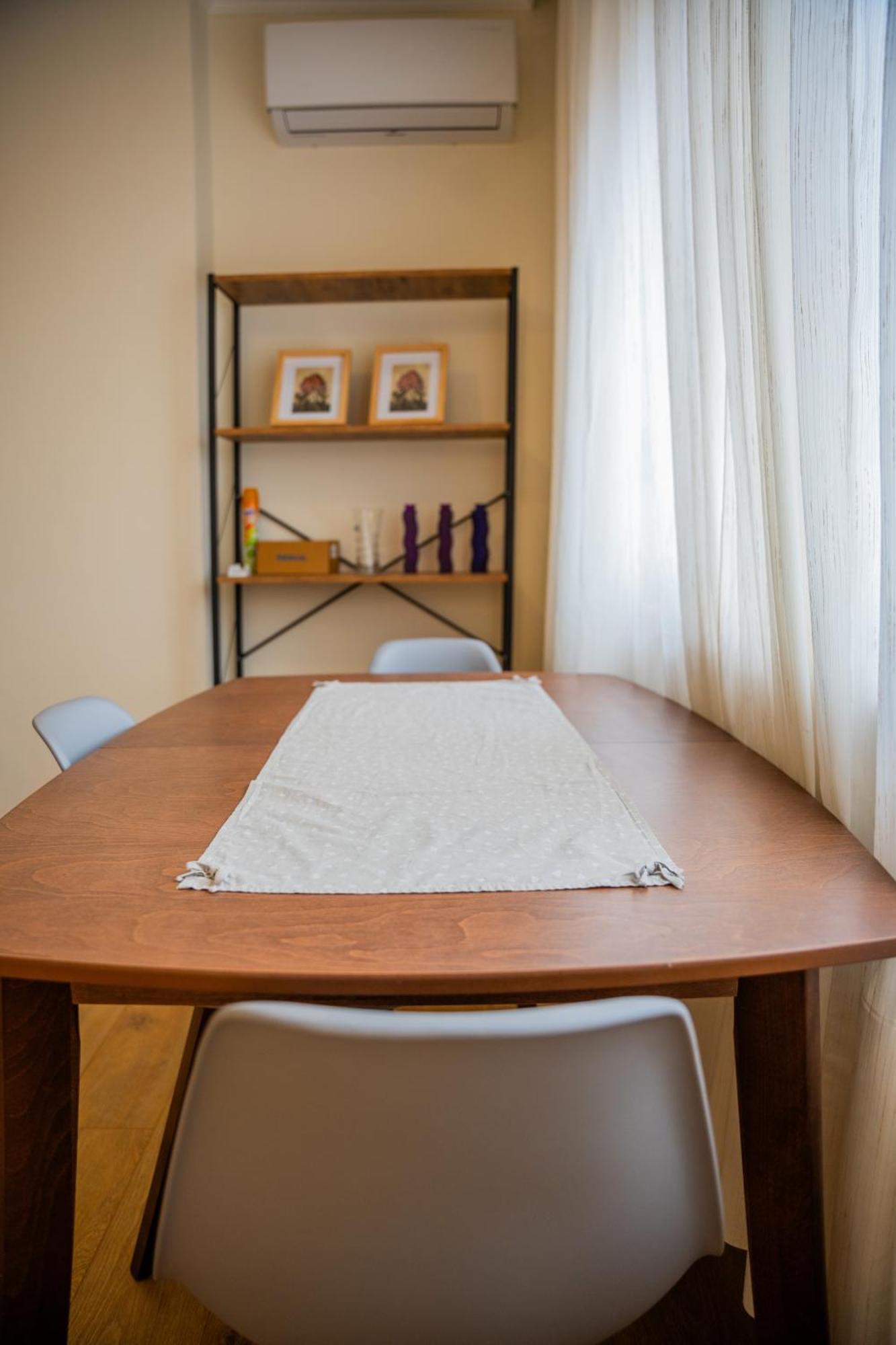 Centre Lions Gate 4 Apartamento